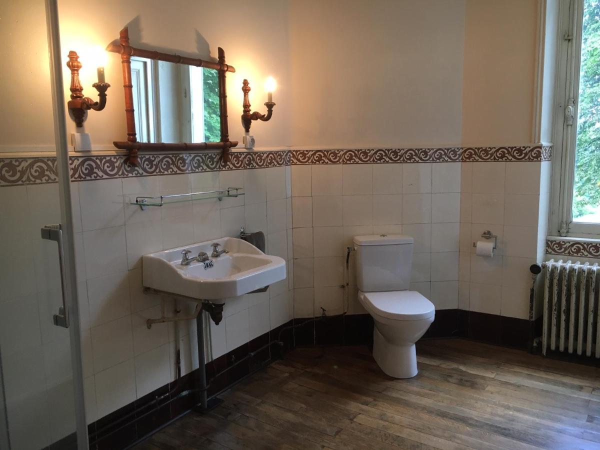 Chambres D'Hotes Montbron Luchapt Exterior foto